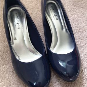 NAVY BLUE COMFORT HEELS